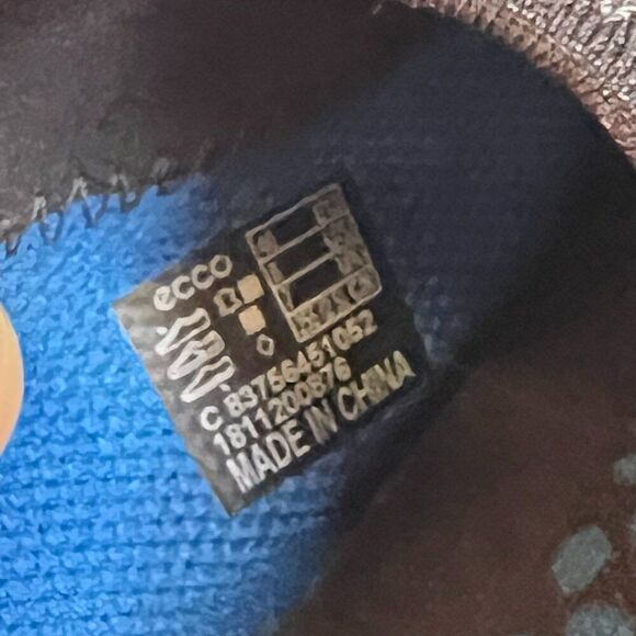 Ecco Black Leather Biom Sneakers - Picture 7 of 9